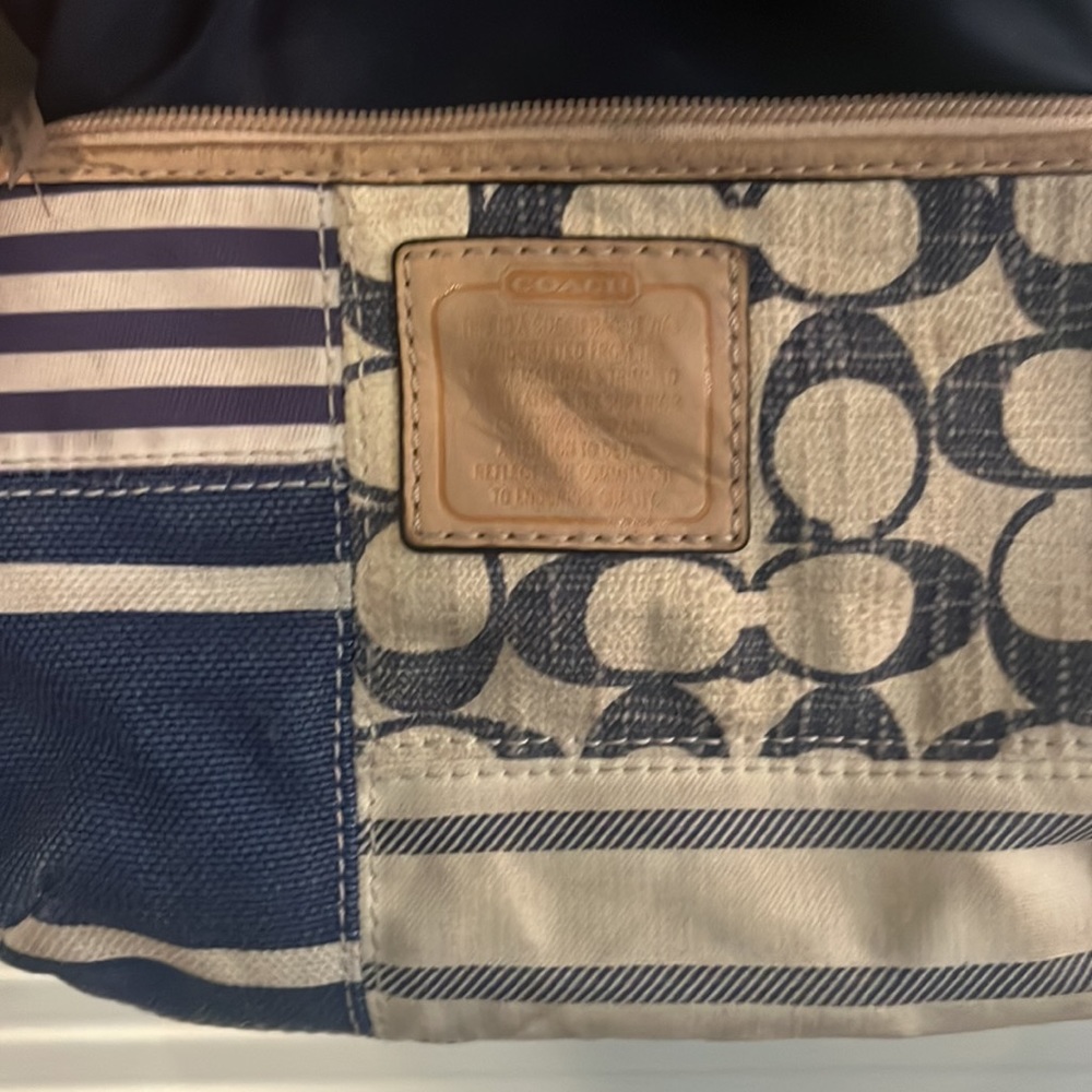 Vintage Coach Daisy Patchwork Wristlet Purse - image 4